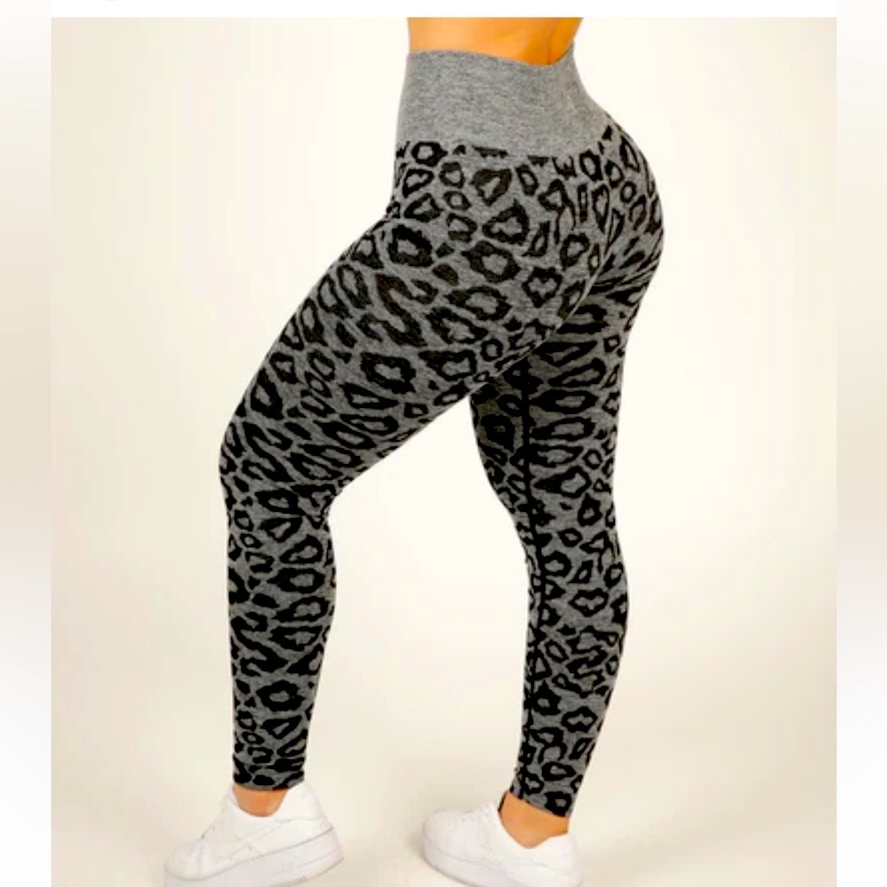 MOOSLOVER Leopard Print Leggings